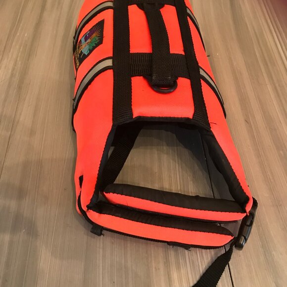Outward Hound Pet Flotation Vest Pet Saver Lifejacket - Picture 4 of 7